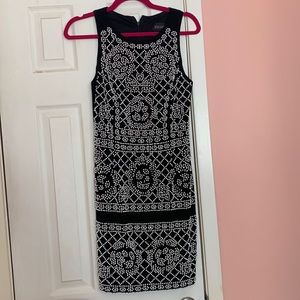 Xscape beaded dress size 6 new